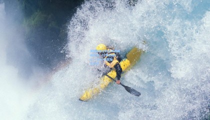 okooo-英雄联盟全球总决赛巅峰对决，T1横扫WBG，Faker四冠加冕传奇